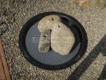 4) Umístění provrtaného kamene 