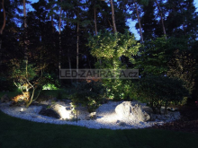 Dekorativní osvětlení ostrůvku v zahradě, Elipta Pole Spot Duo 